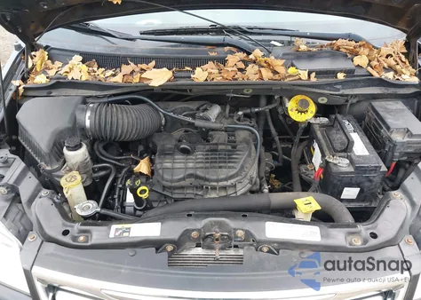 2016 Chrysler Town & Country Touring from USA, damaged, VIN 2C4RC1BG6GR294681